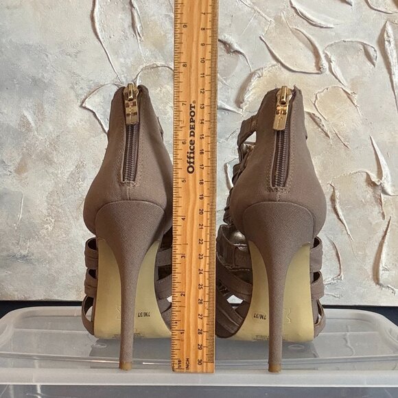 BCBGeneration Strappy Zip-Up 4.5" Heels – Taupe – Size 7M - Picture 5 of 13
